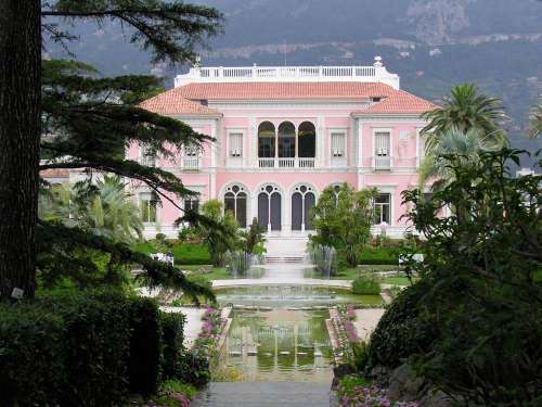 Die Gärten von Villa Ephrussi de Rothschilds